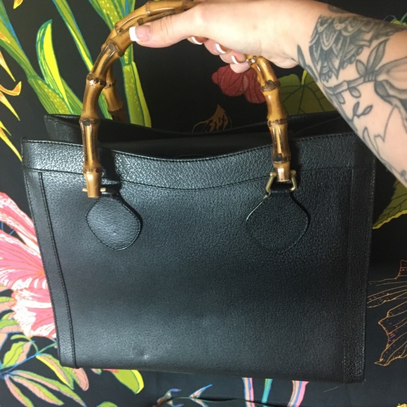 Gucci Handbags - GUCCI VINTAGE LEATHER BAMBOO HANDLE HANDBAG
